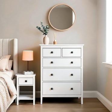 Bellevue Chest of 5 Drawers